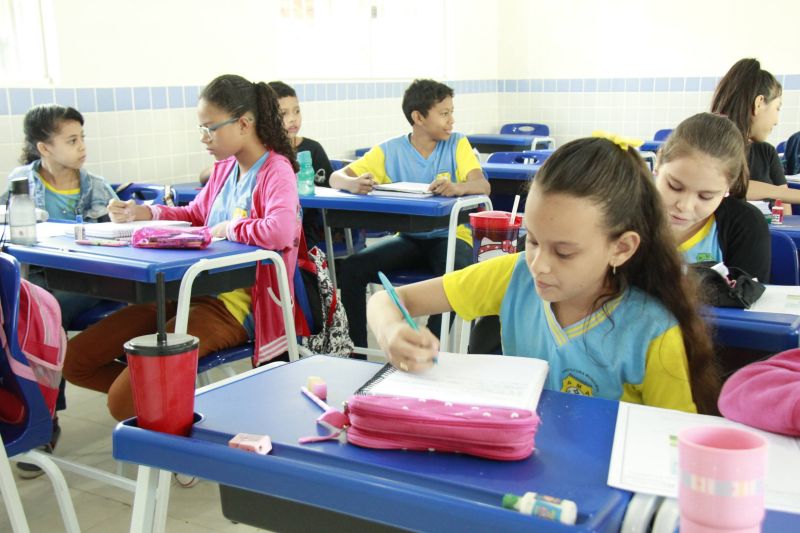 SEMED- Entrega da escola Liberdade, totalmente revitalizada no Icuí