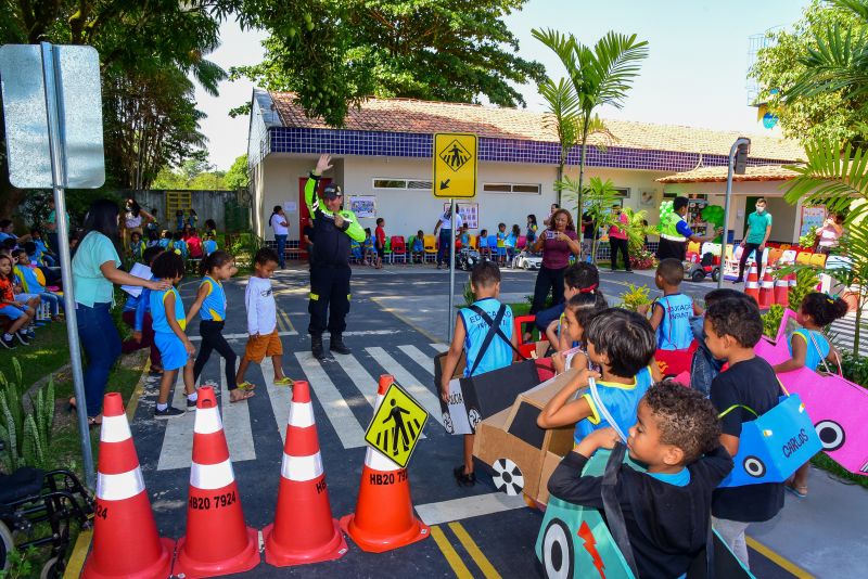 Ação Quintal Pedagógico na semana do Trânsito
