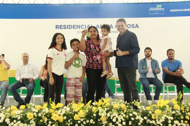 Entrega de 220 unidades do Conjunto Anita Gerosa do Programa Casa Verde e Amarela – Conjunto Girassol no bairro do Aurá