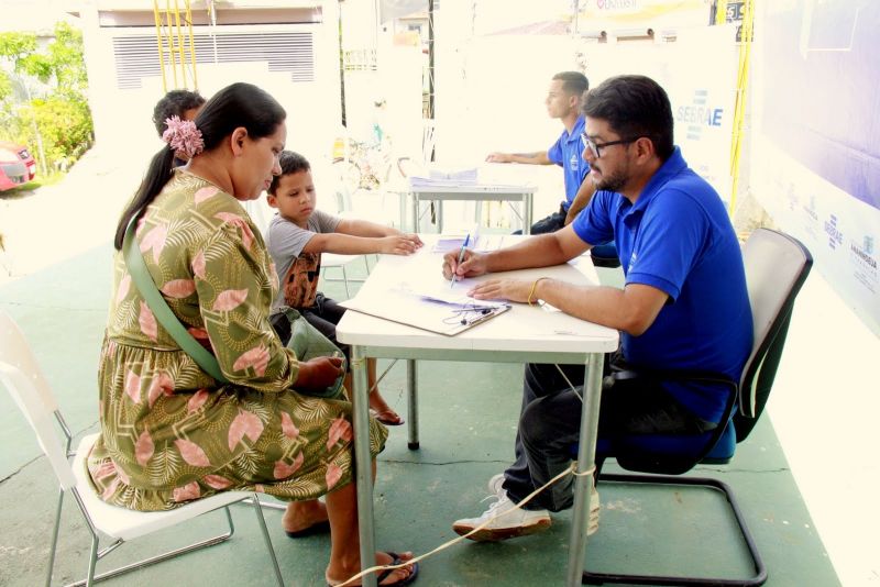 Atendimento do Programa Consultório na rua, diversos serviços de saúde para a comunidade do Jaderlândia – Paroquia Cristo Peregrino no bairro Jaderlândia