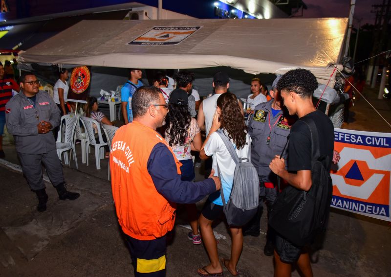 Ponto de apoio para Romeiros no Colégio Salesiano Nossa Senhora Do Carmo e Defesa Civil no Mercado Central de Ananindeua