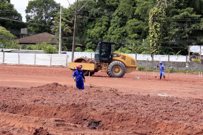 Visita técnica às obras do Parque Vila Maguari no bairro Centro