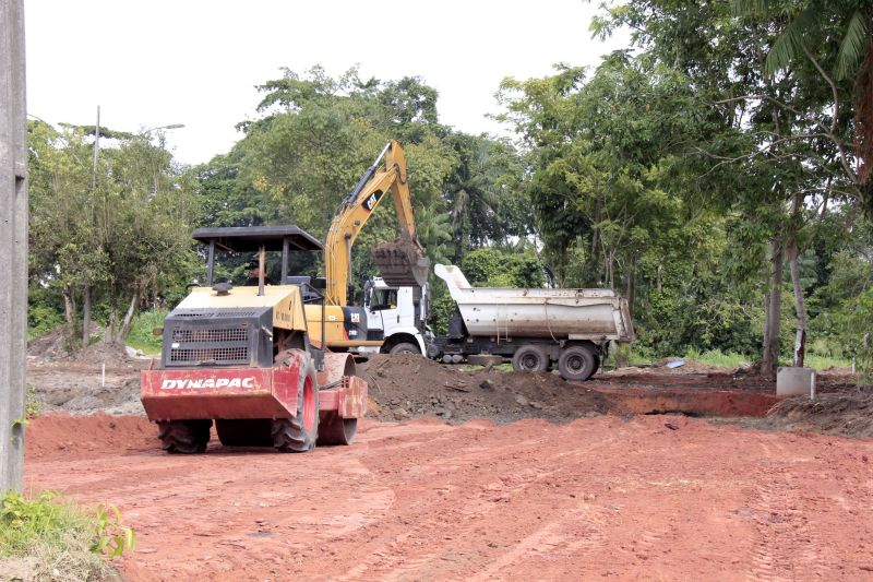 Visita técnica às obras do Parque Vila Maguari no bairro Centro