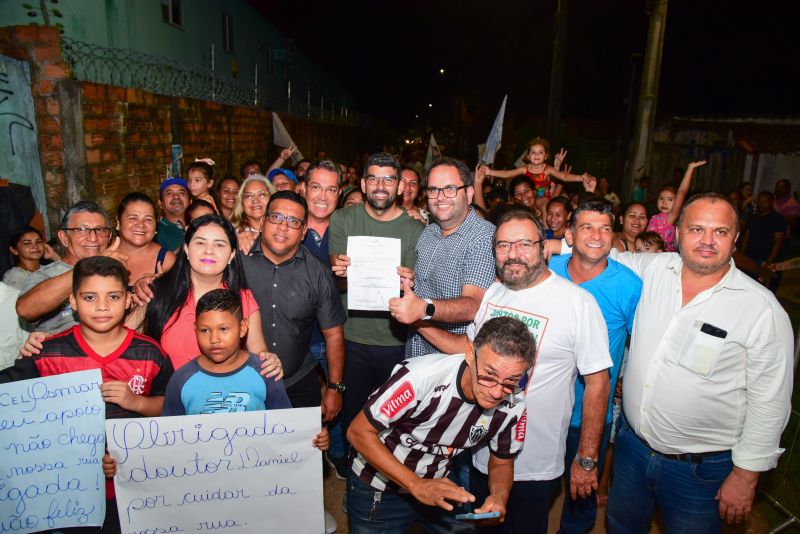 Assinatura de Ordem de Serviço para Obras de Saneamento Básico das ruas União, Jardim dos Esportes, passagem Santo Antônio e Vila Jackson no bairro do Icuí