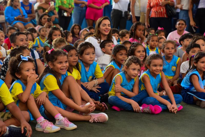 Teatro para Todos - Para Alunos da Rede Municipal - UEI Irmã Nair no bairro da Guanabara