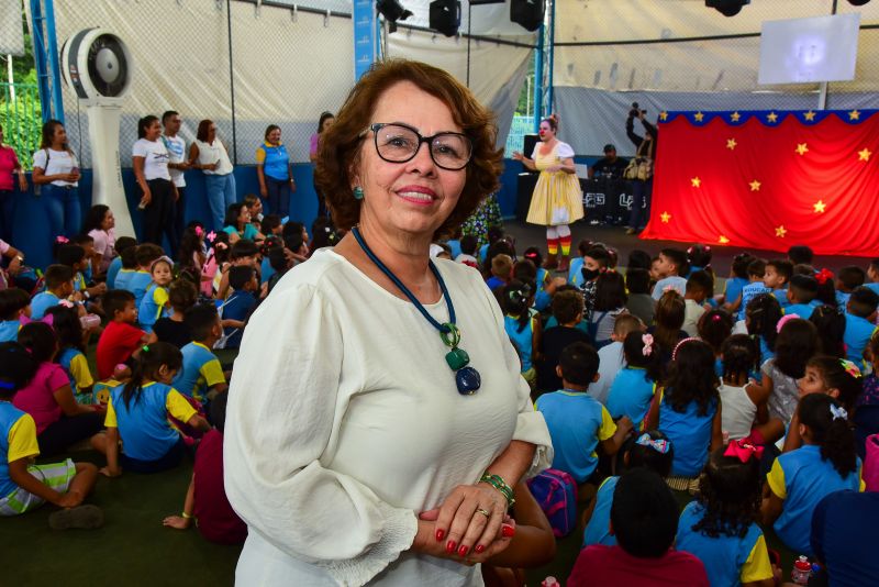 Teatro para Todos - Para Alunos da Rede Municipal - UEI Irmã Nair no bairro da Guanabara