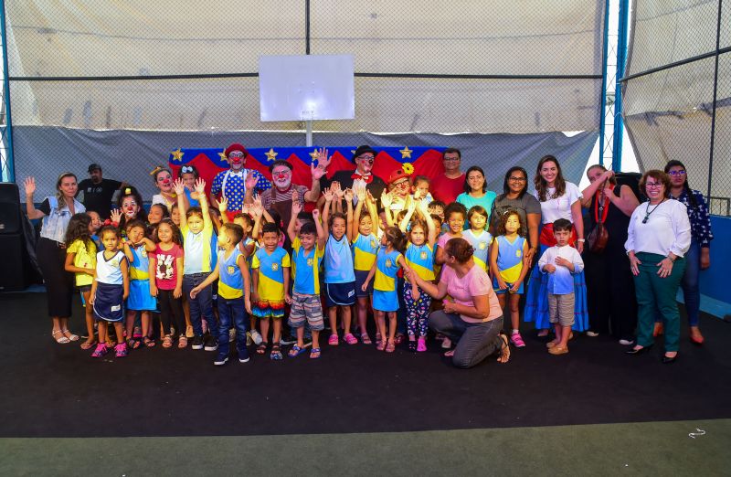 Teatro para Todos - Para Alunos da Rede Municipal - UEI Irmã Nair no bairro da Guanabara