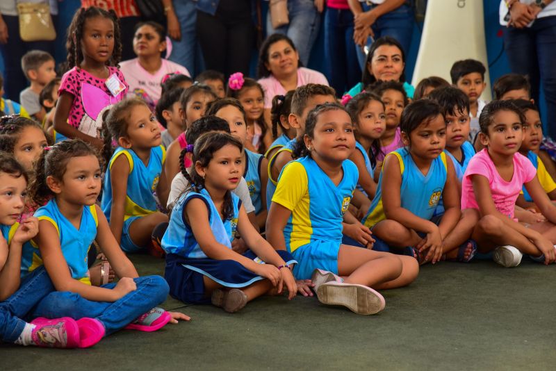 Teatro para Todos - Para Alunos da Rede Municipal - UEI Irmã Nair no bairro da Guanabara