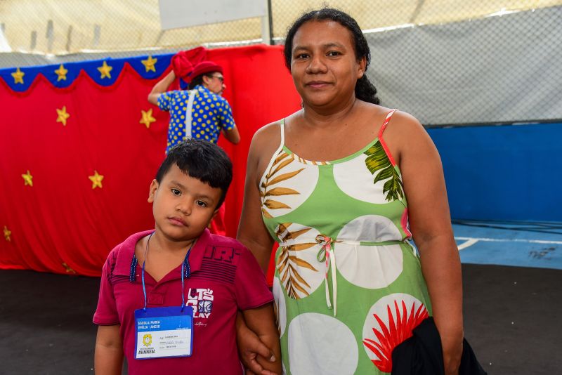 Teatro para Todos - Para Alunos da Rede Municipal - UEI Irmã Nair no bairro da Guanabara