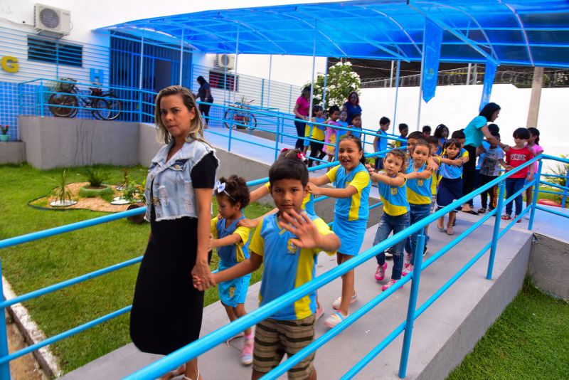 Teatro para Todos - Para Alunos da Rede Municipal - UEI Irmã Nair no bairro da Guanabara