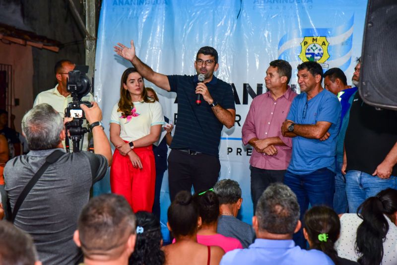 Entrega de 502 Títulos de Propriedade de Terra na Comunidade Santa Maria - Rua Jader Barbalho com rua Castanheira no Curuçambá