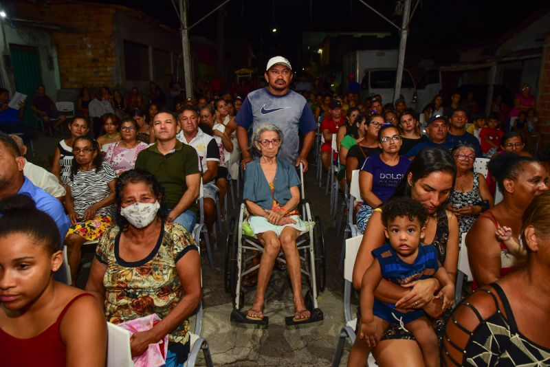 Entrega de 502 Títulos de Propriedade de Terra na Comunidade Santa Maria - Rua Jader Barbalho com rua Castanheira no Curuçambá