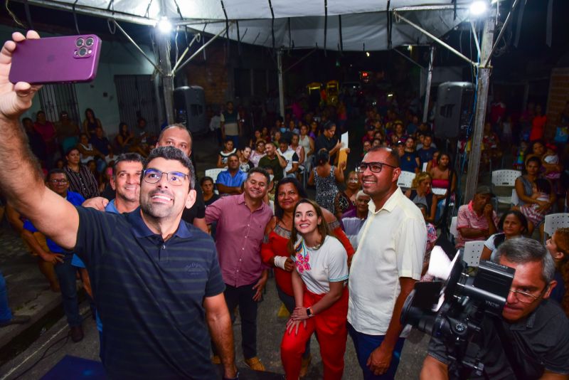 Entrega de 502 Títulos de Propriedade de Terra na Comunidade Santa Maria - Rua Jader Barbalho com rua Castanheira no Curuçambá