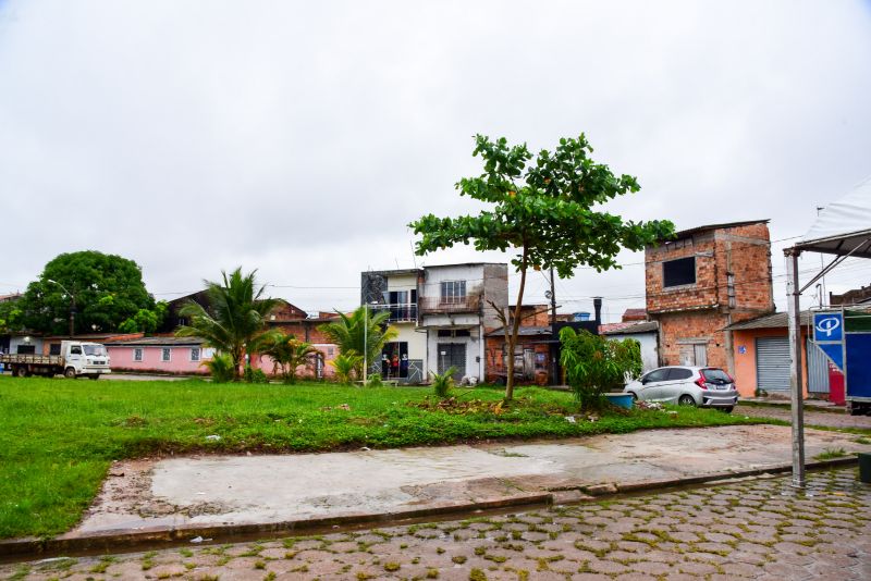 Assinatura de Ordem de Serviço da Praça Jader Barbalho na rua Tapajós no Jaderlândia