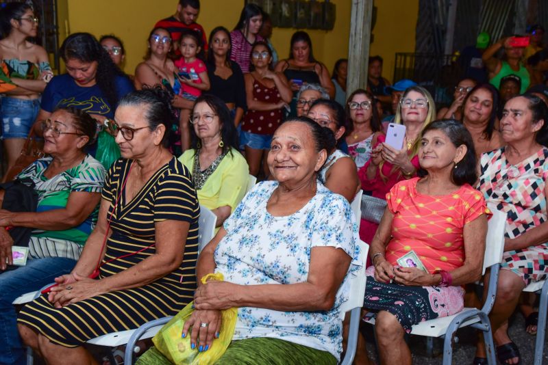 Entrega de 382 Títulos de Propriedade na Comunidade Novo Horizonte no bairro Centro