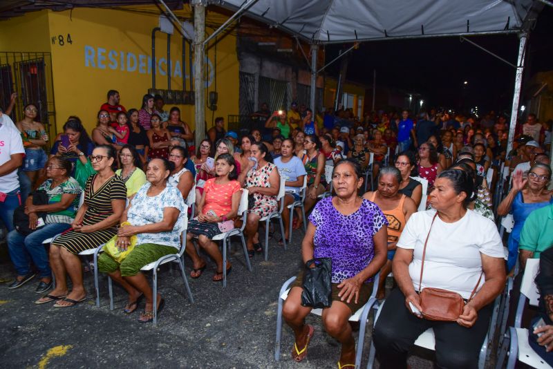 Entrega de 382 Títulos de Propriedade na Comunidade Novo Horizonte no bairro Centro