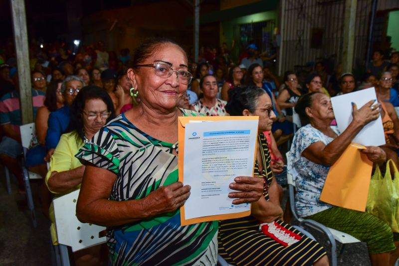 Entrega de 382 Títulos de Propriedade na Comunidade Novo Horizonte no bairro Centro