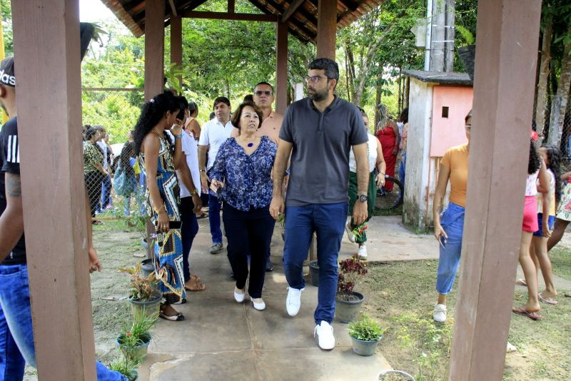 Assinatura de Ordem de Serviço para Reforma da 61ª Unidade de Educação EMEF Manoel Gregorio Rosa Filho na comunidade Abacatal