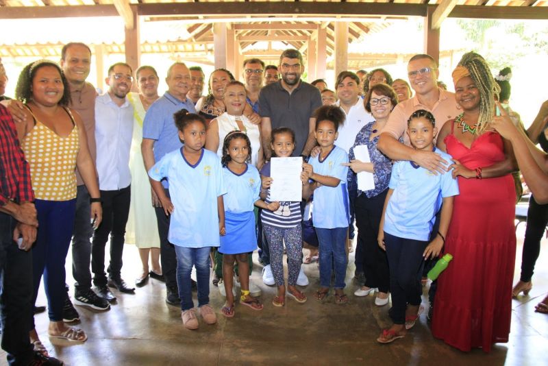 Assinatura de Ordem de Serviço para Reforma da 61ª Unidade de Educação EMEF Manoel Gregorio Rosa Filho na comunidade Abacatal