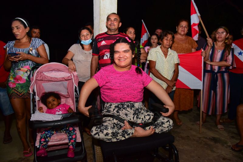 Assinatura de Ordem de Serviço para Obras de Drenagem e Pavimentação Asfáltica na Comunidade do Vasquinho no bairro co Curuçambá