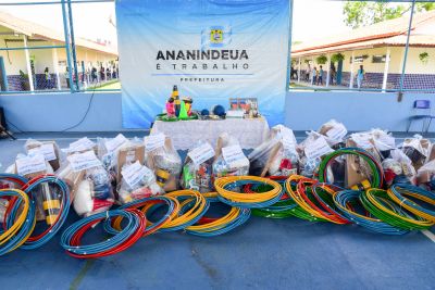 galeria: Entrega de material de educação Física às escolas municipais