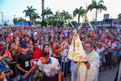 galeria: Traslado da imagem peregrina de Nossa Senhora de Nazaré, na frente do Mercado Central, prefeitura e missa na igreja matriz Nossa Senhora das Graças