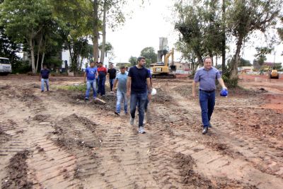 galeria: Visita técnica às obras do Parque Vila Maguari no bairro Centro