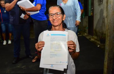 galeria: Entrega de 74 Títulos de Propriedade de Terra da Área do Loteamento Primavera no bairro do Atalaia