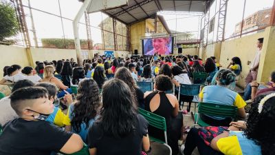 notícia: Prefeitura promove exibição de filme sobre gravidez e adolescência