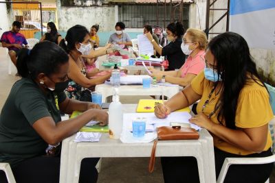 notícia: Prefeitura leva “CRAS na Comunidade” ao bairro do Atalaia