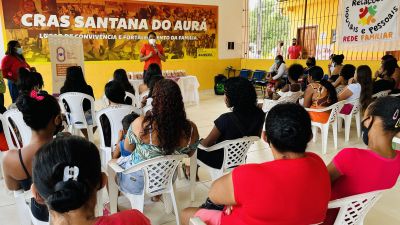 notícia: Adolescentes participam de palestra sobre dignidade menstrual em Ananindeua