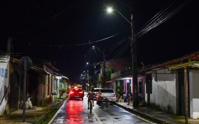 notícia: Conjunto Jardim Amazônia I ganha asfalto novo e iluminação em LED.