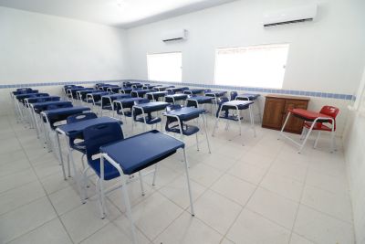 notícia: Bairro do Icuí ganha mais uma unidade de ensino reformada