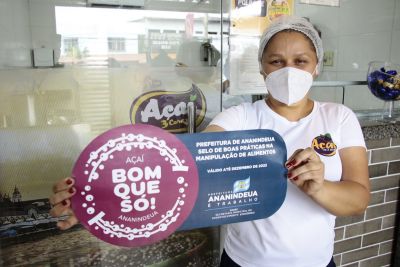 notícia: Prefeito sanciona lei do Dia Municipal do Batedor de Açaí