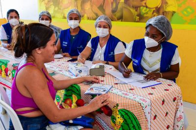 notícia: Águas Lindas recebe o Consultório na Rua 