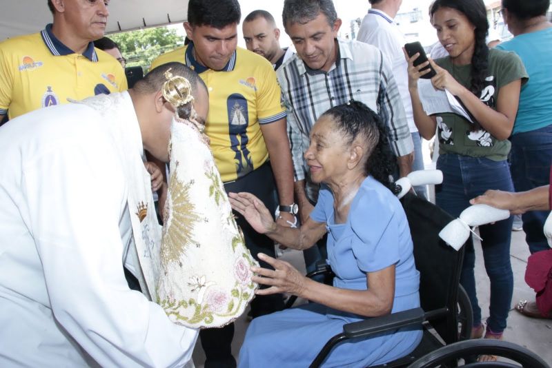 Visita da Imagem Peregrina de Nossa Senhora de Nazaré aos Órgãos Públicos de Ananindeua