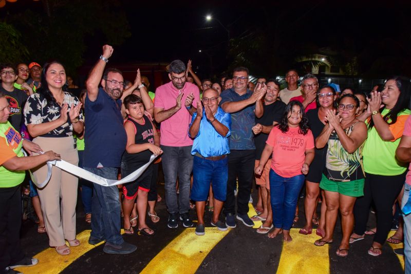 Inauguração de ruas Pavimentadas no Conjunto Pindorama, rua Principal do Coqueiro