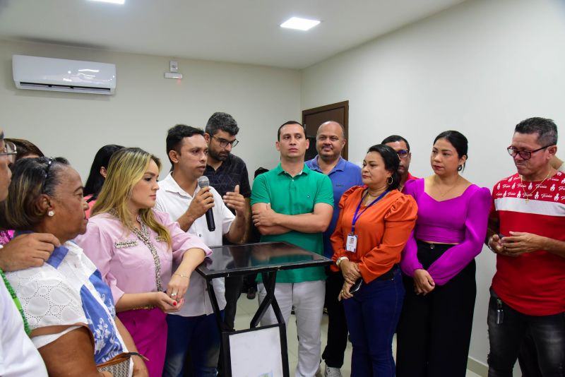 Assinatura De Ordem De Serviço Na Vila Esperança, Para Reforma da Unidade de Saúde e Programa Ilumina Mais Luz para Ananindeua