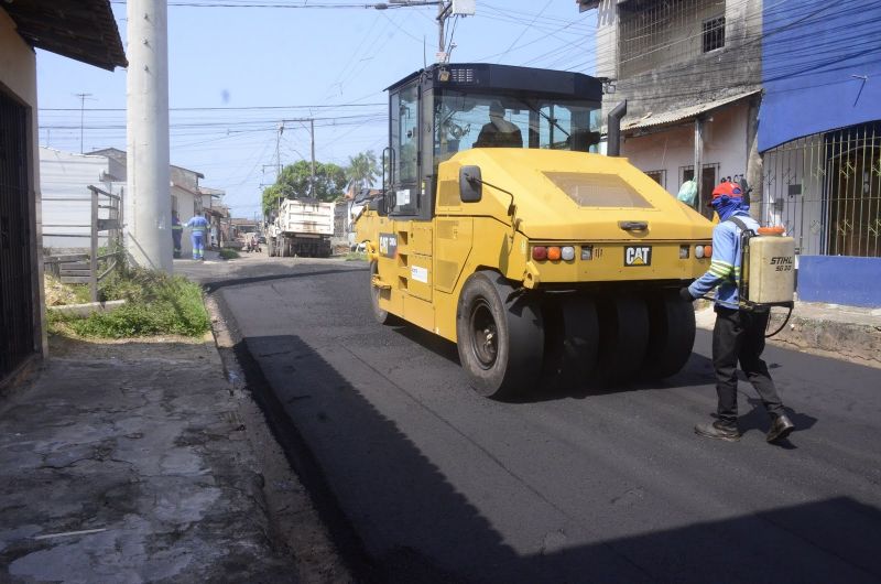 Serviço de Asfaltamento no conjunto Amapá no bairro Curuçambá