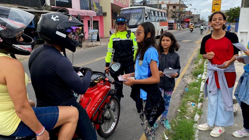 Educação de Trânsito na Escola Clovis De Souza Begot na Águas Lindas