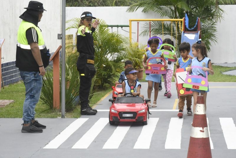 Educação de Trânsito na CMREI Profª Ana Lucia no Conjunto Júlia Seffer