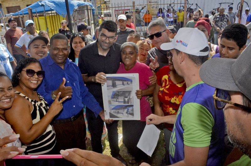 Assinatura de ordem de serviço para construção do primeiro Comércio Popular na Cidade Nova IV