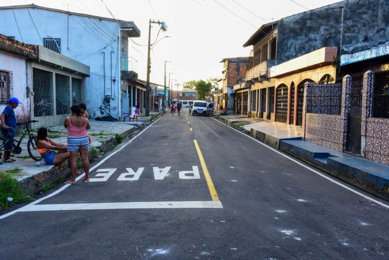 Inauguração asfáltica no bairro do Paar com Asfalto Novo e Sinalização Viária