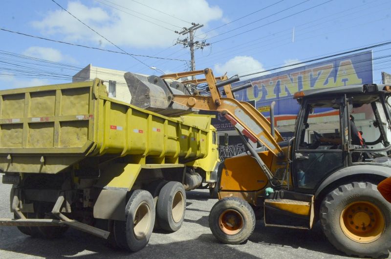 Mutirão de Limpeza nos bairros