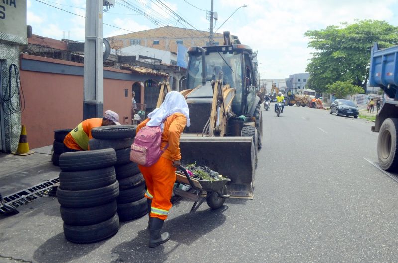 Mutirão de Limpeza nos bairros