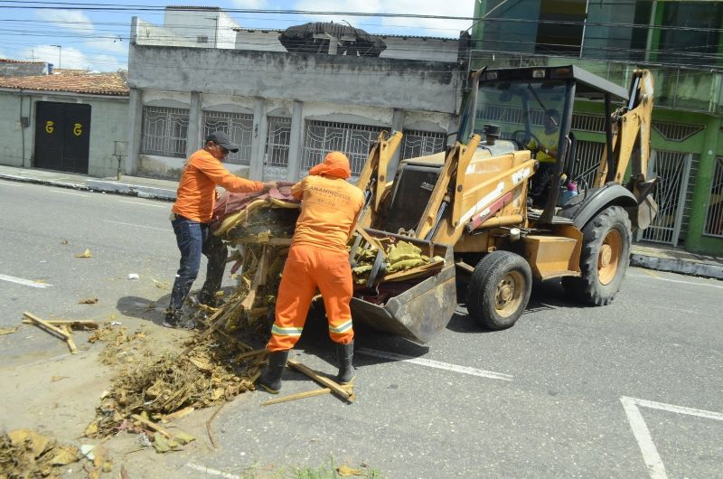 Mutirão de Limpeza nos bairros