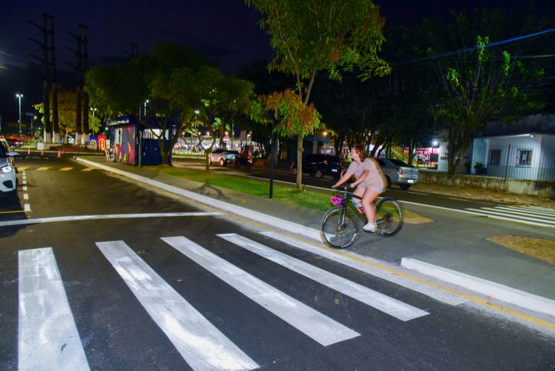 Inauguração da nova avenida Deputado Alessandro Novelino, antiga rua do fio na Cidade Nova Ill