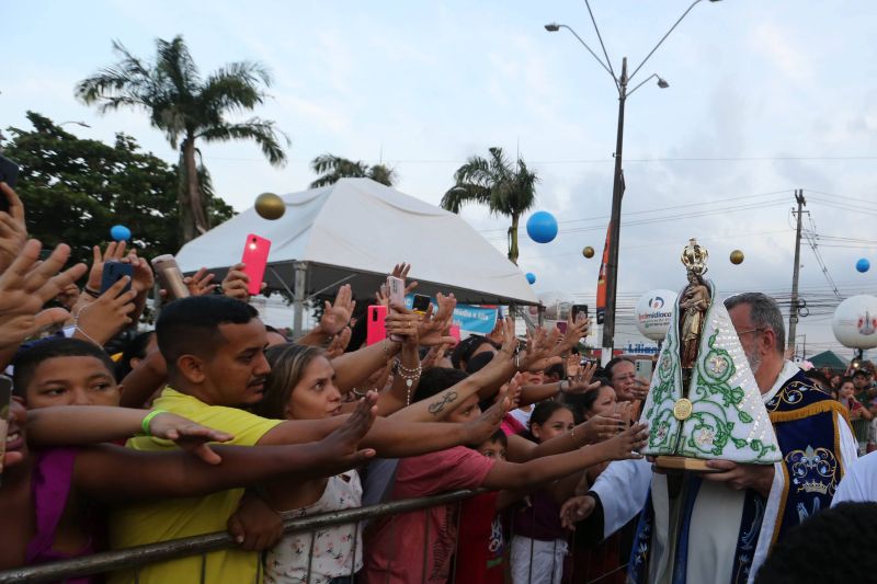 Chegada do traslado da Imagem Peregrina de Nossa Senhora de Nazaré na Igreja Matriz de Ananindeua