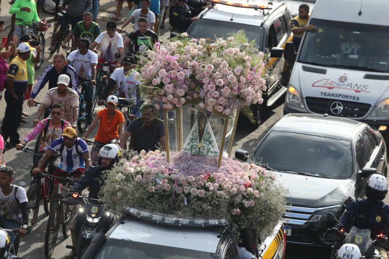 Chegada do traslado da Imagem Peregrina de Nossa Senhora de Nazaré na Igreja Matriz de Ananindeua