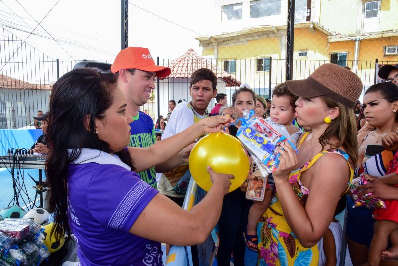 Inauguração da praça professora Maria de Fátima no conjunto Guajará I